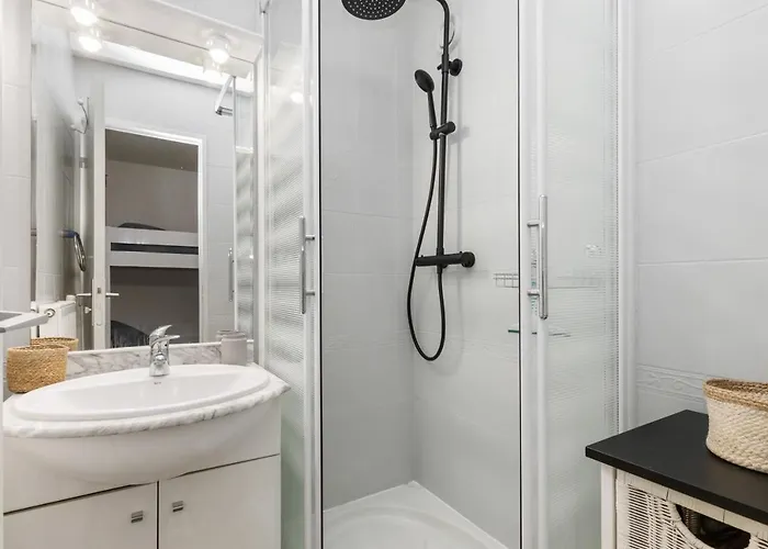 Apartment Little Venezia By Pom, Au Bord De L'eau, Parking